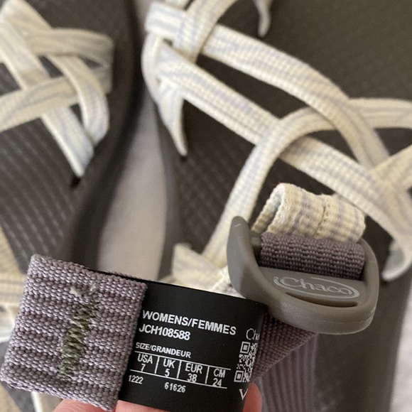 EUC Women’s Chaco Cloud sandals size 7 - Picture 5 of 12